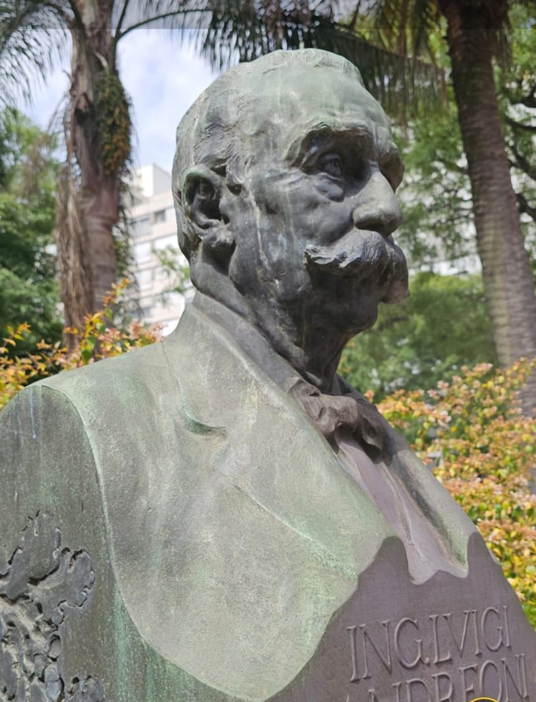 Busto Ing. Luigi Andreoni después de la limpieza láser
